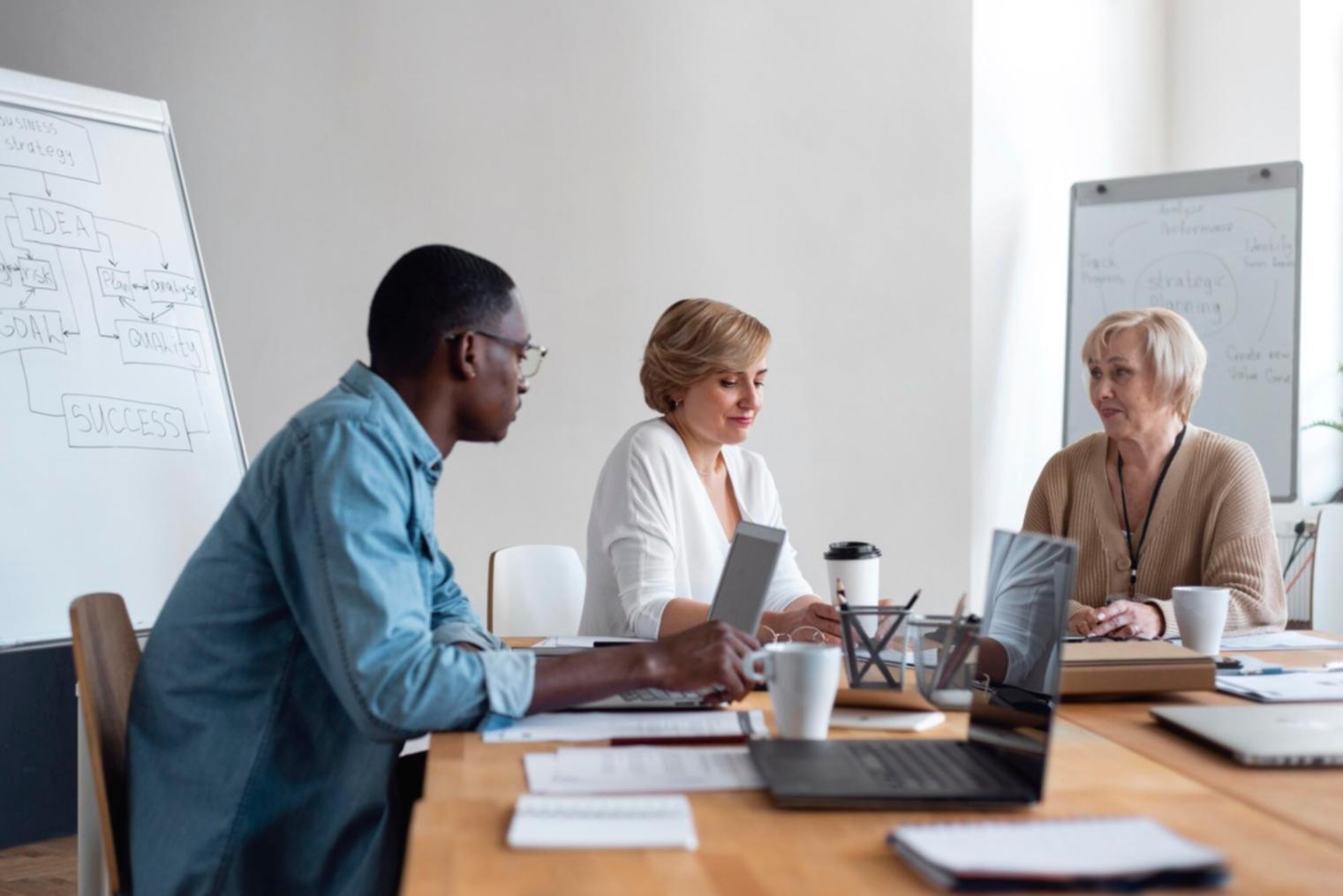 Dettaglio postazione di lavoro per editing